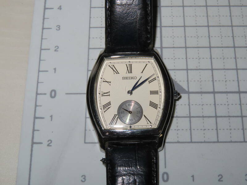ネコポス可 稼働品 セイコー　6G28-00A0　　クリーム　クオーツ　ユニセックス　腕時計