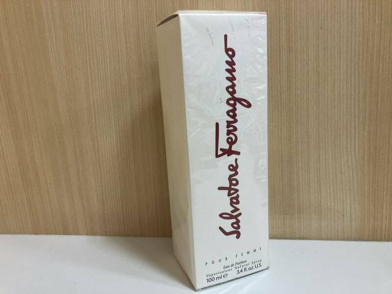 ☆ 未開封品　Salvatore Ferragamo サルヴァトーレフェラガモ POUR FEMME プールファム オードパルファム　スプレー　香水100m　管BFAR