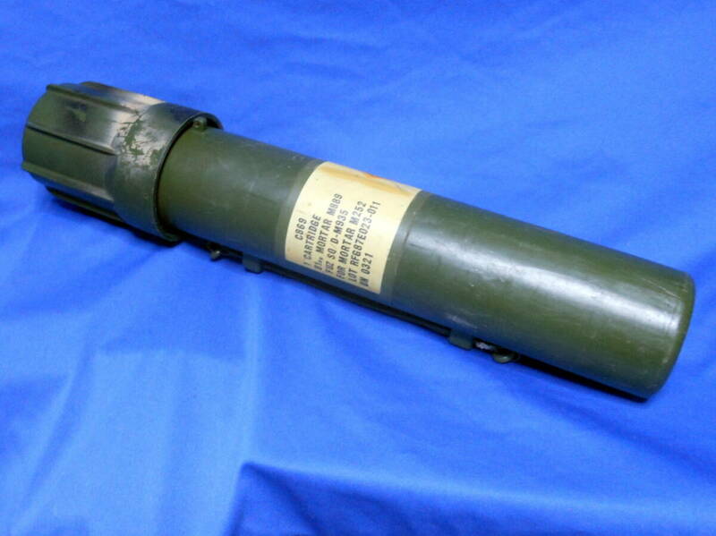 米軍放出品 M889収納ケース （迫撃砲弾ケース）サイズ：約５４cmｘ11Cm OD色 特価 240421-11