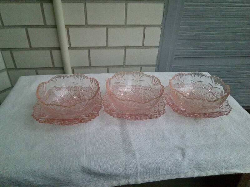 〇レトロ　切子ガラスの小鉢　皿のセット