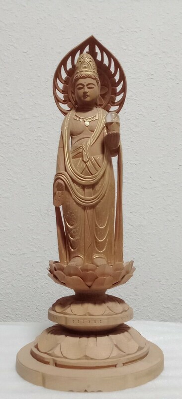 廃業された仏壇屋さんからの初だし　聖観音菩薩立像