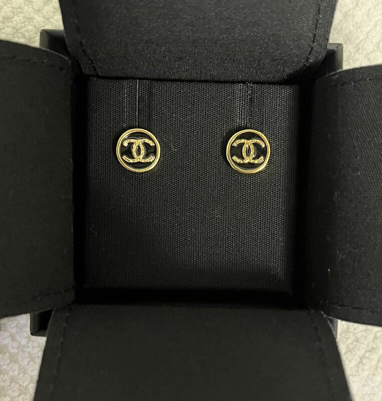 新品未使用！CHANEL シャネルピアス