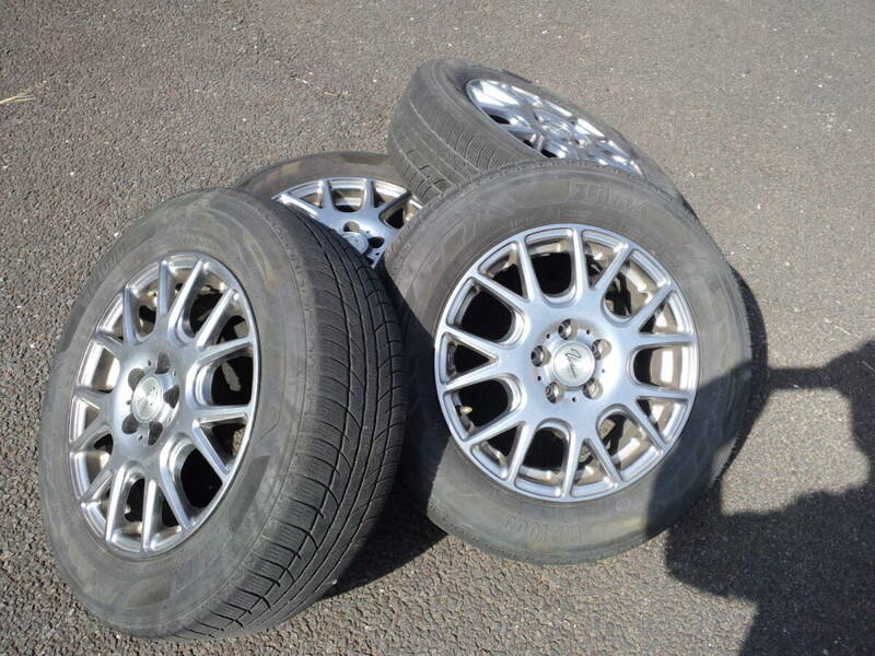 ★即決　中古4本セット　アルミ/スタッドレスタイヤ　195/65R15 15インチ PCD100 5穴　プリウス 50で使用ウィッシュアリオンプレミオなども