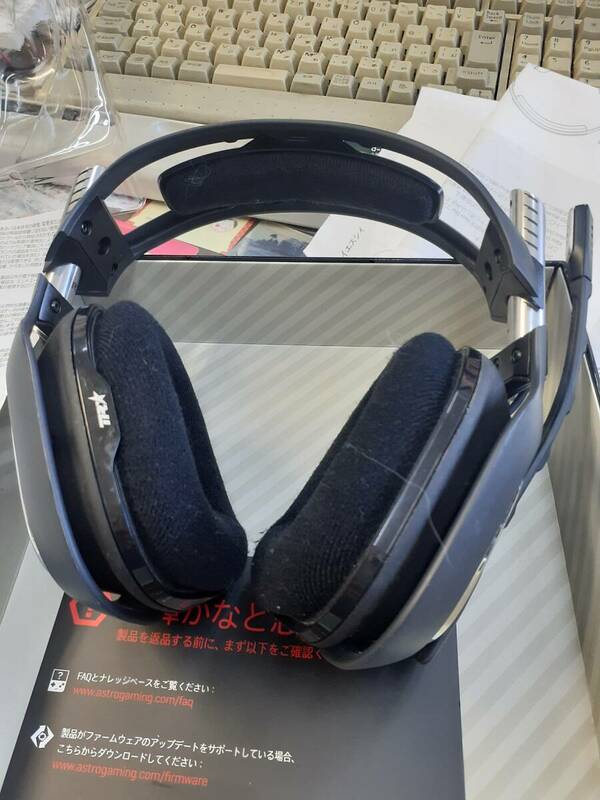 ASTRO A40 TR ゲーミングヘッドセット A40TR-002本体のみ