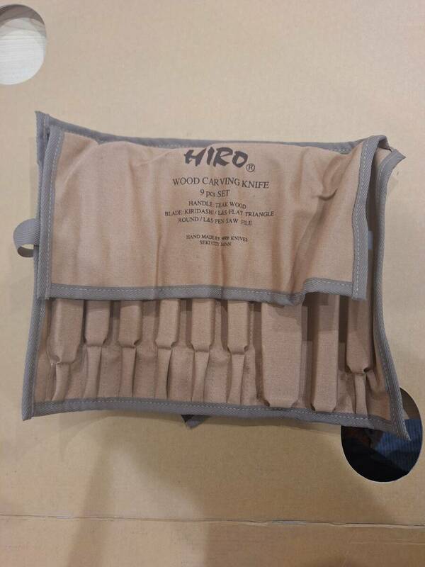 【未使用品】　ヒロ　HIRO WOOD CARVING KNIFE ウッドカービングナイフ 9ピースセット・木柄彫 シースナイフ