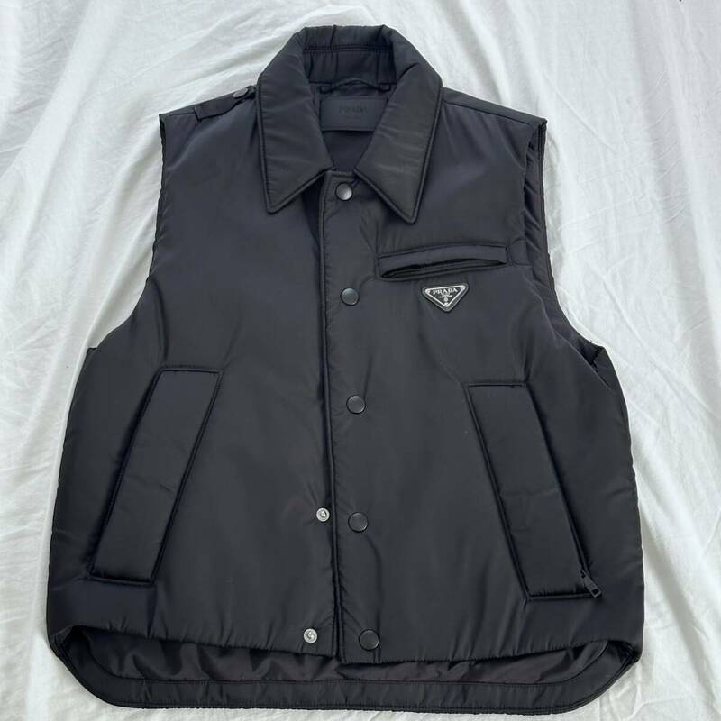 PRADA Fall-Winter 2018-2019 Nylon Padded Vest 44