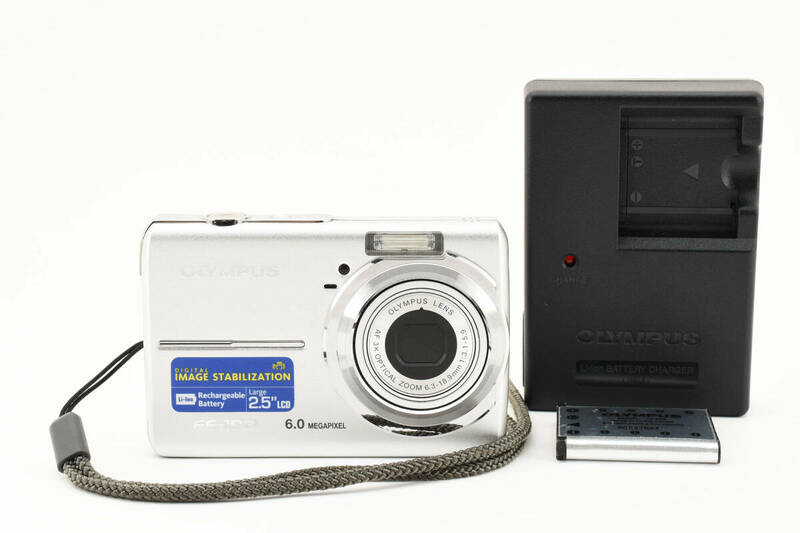 ★外観美品★オリンパス OLYMPUS FE-190 シルバー コンパクトデジタルカメラ L180#2776