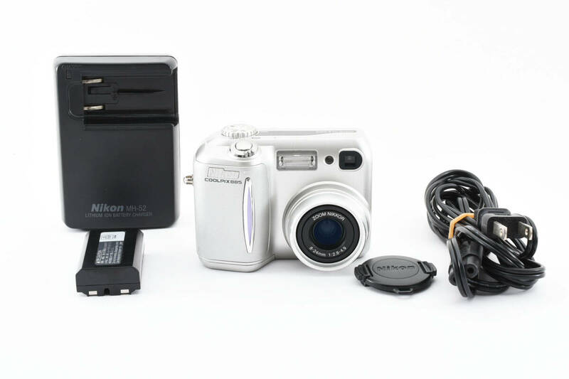 ★良品★ニコン Nikon Coolpix E885 シルバー コンパクトデジタルカメラ L300#2851
