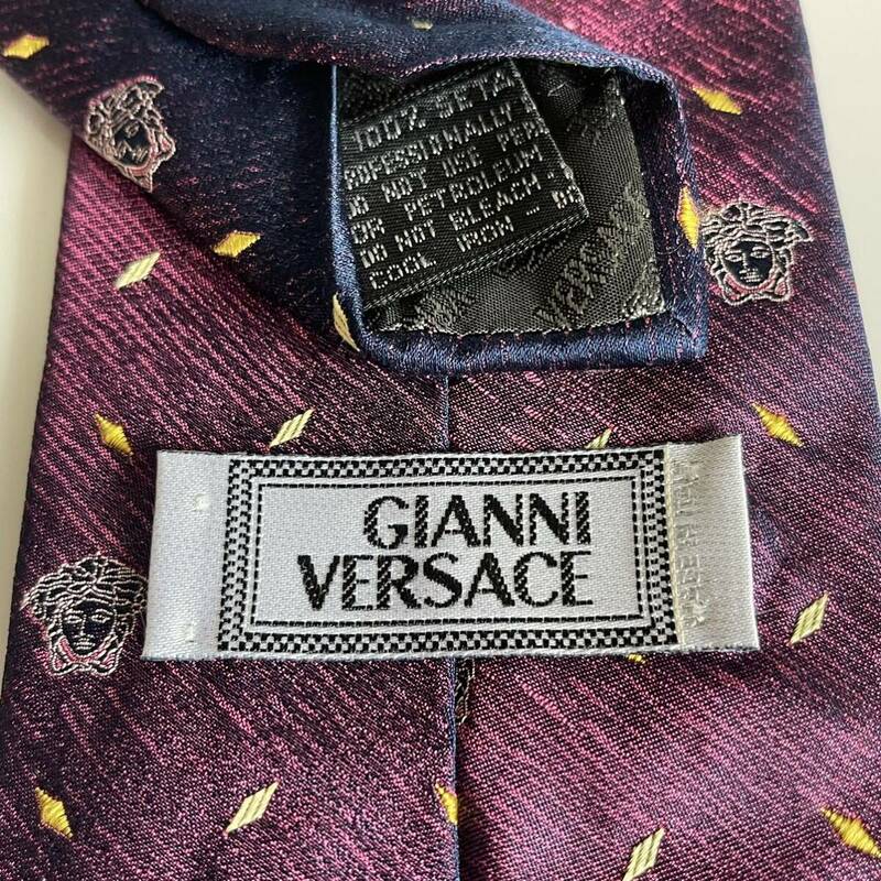 VERSACE （ヴェルサーチェ）ヴェルサーチ ダークパープルドットメデューサネクタイ