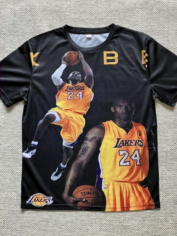 【未使用】 NBA コービー・ブライアント LAKERS シャツ ユニフォーム Tシャツ ロサンゼルス・レイカーズ ジョーダン カリー レブロン 美品