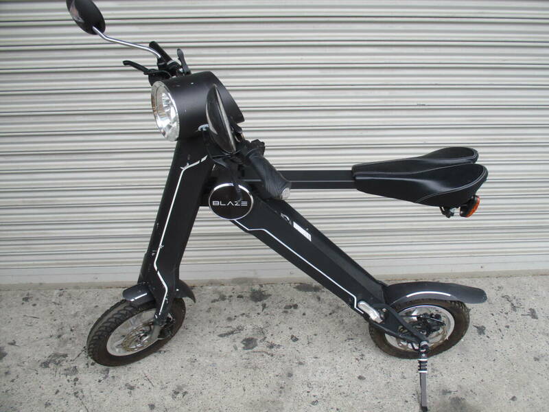 BLAZE SMART EV 電動スクーター 電動バイク 折りたたみ K1-02/ジャンク