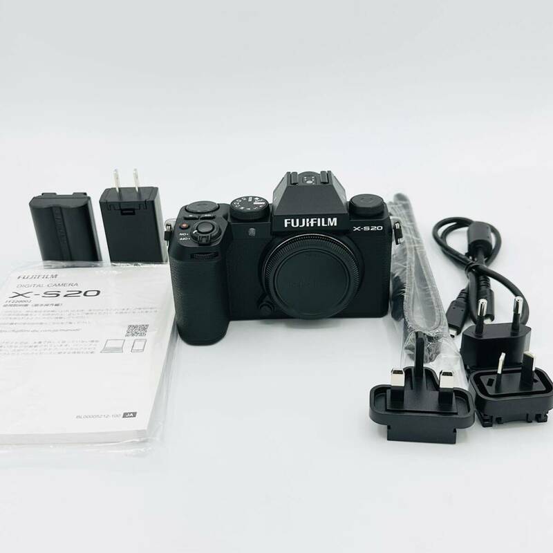 【ほぼ新　573ショット】富士フイルム(FUJIFILM) ミラーレスデジタルカメラ X-S20 ボディ