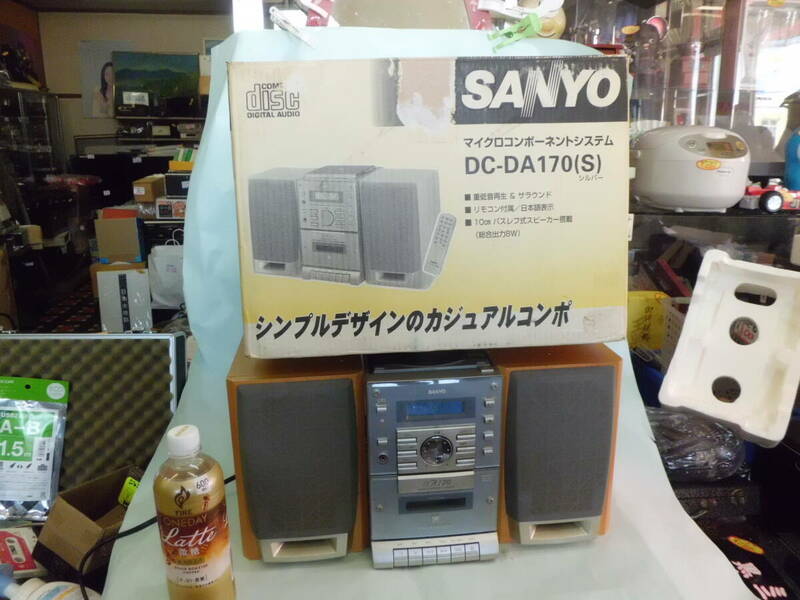 売切り　サンヨー　CD　カセットミニコンポ　動作確認OK　税込み