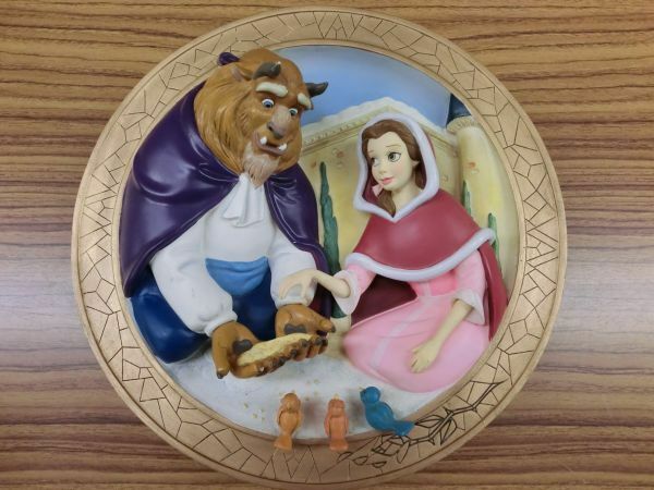 #i5【梱80】 Disney ディズニー 美女と野獣 3Dプレート 絵皿 レリーフプレート ベル ビースト シリアルナンバー入り 箱無し 損傷あり