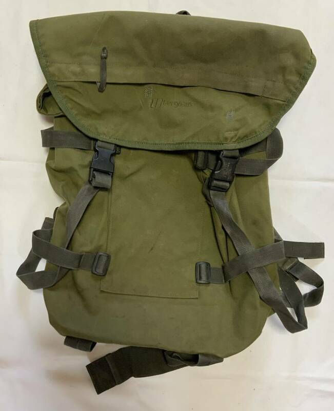 ドイツ連邦軍 ドイツ軍 リュックサック バックパック Berghaus MUNRO ③ 実物放出品 官給品