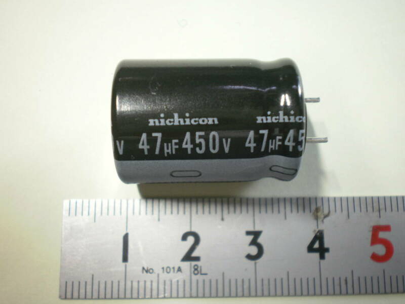 電解コンデンサー 47μF 450V Nichicon　1個価格　未使用品　　【管95-1】