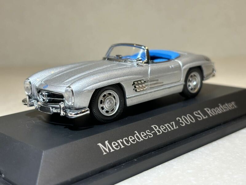 1/43 MB純正 「メルセデスベンツ 300SL ロードスター」 シルバー クラシックコレクション シルバー　Edition 43