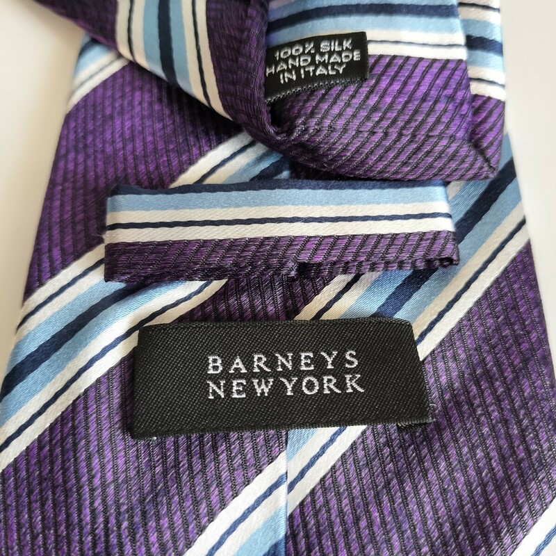 バーニーズニューヨーク（ BARNEYS NEW YORK）紫水色ストライプネクタイ
