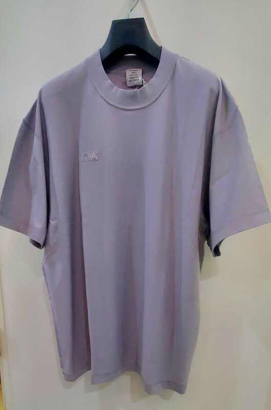 【SALE】 VETEMENTS ヴェトモン インサイドアウト Tシャツ LILAC XS ￥63,800 UE63TR660L