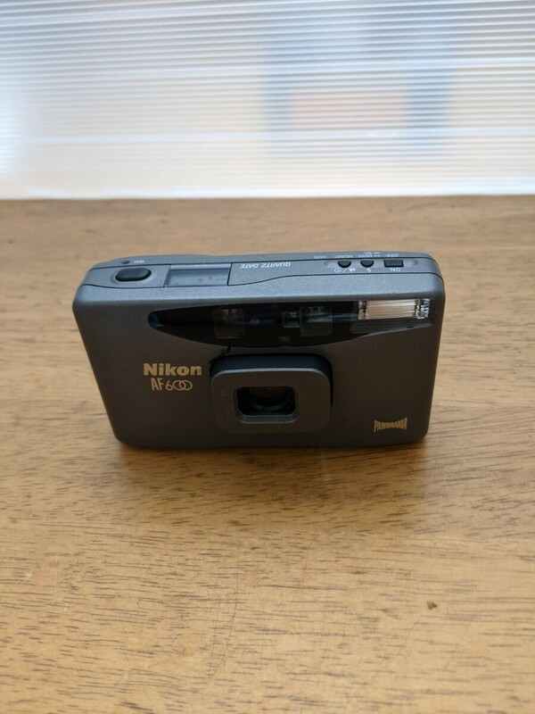IY0870 Nikon AF600 Lens 28mm F3.5 Macro /ニコン/コンパクトフィルムカメラ 動作未確認 現状品 JUNK