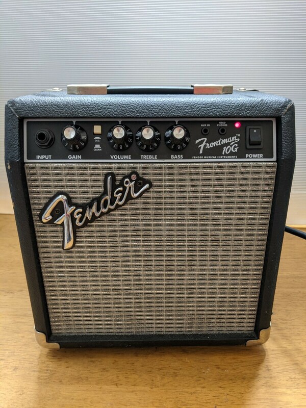 IY1125 Fender Frontman PR357/フェンダー/ギターアンプ 通電のみ確認 現状品 JUNK