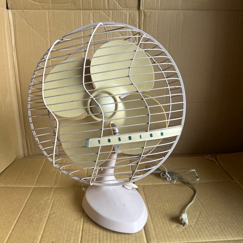 90 ゆうパック着払い発送　中古　動作品　 東芝扇風機 TOSHIBA 扇風機 A.C.ELECTRIC FAN 4枚羽根 30cm アンティーク ビンテージ 昭和レトロ