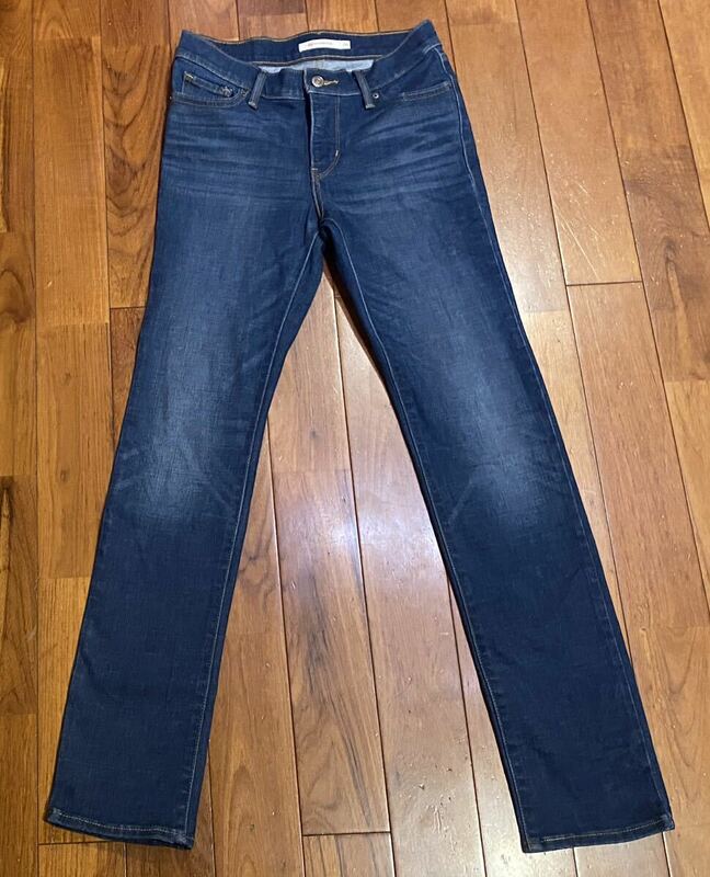 ■リーバイスのストレッチデニム(ジーンズ)■311 SHAPING SLIM・W26