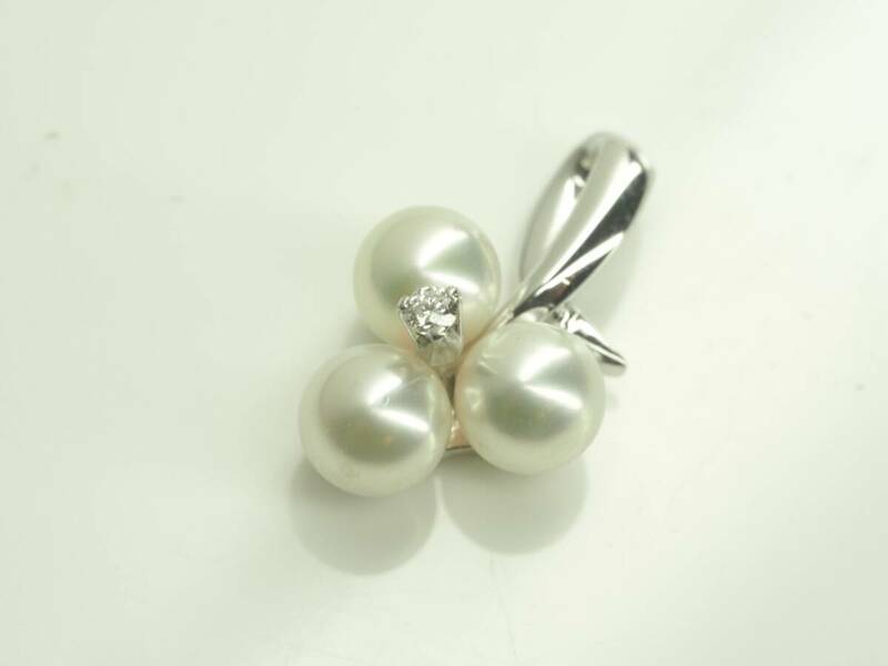 ◆MIKIMOTO　ミキモト　可愛い天然アコヤ本真珠ダイヤペンダント　K18WG