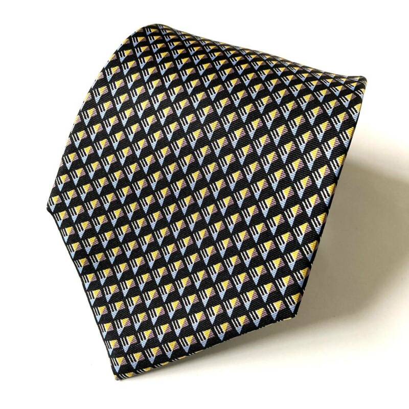 ネクタイ Das Cravatta ブランド品　日本製　シルク100% 幾何学模様　シンプル　ヴィンテージ　普段使い　紳士的　オシャレ　即決