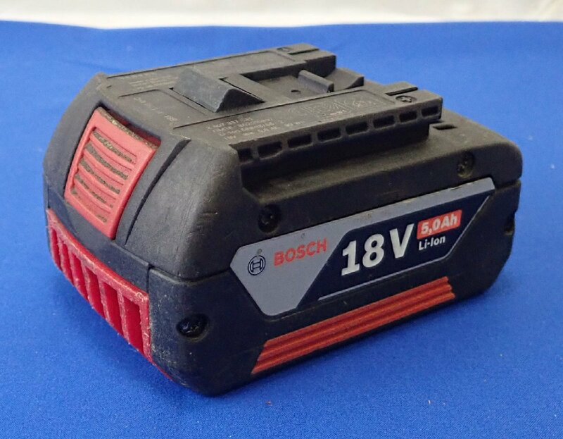 ◎中古　BOSCH　ボッシュ　18V 5.0Ah 　バッテリー　残量表示機能付き　傷汚れ有り　動作未確認