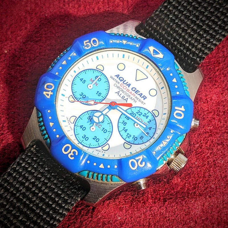 474【電池交換済】SEIKO AQUA GEAR V654-6010 メンズ クロノグラフ 腕時計 セイコー シルバー/ブルー×白文字盤 ダイバーズデザイン