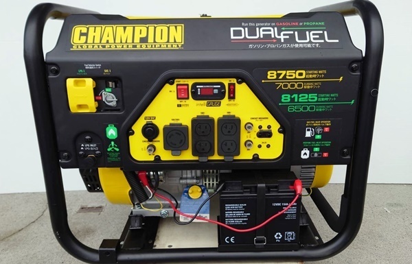 ほぼ未使用 CHAMPION チャンピオン 発電機 ガソリン/LPガス 7000w CPG7800DF-J