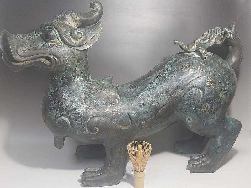 古銅　貔貅 （ひきゅう)特大16kg　中国　古玩　瑞獣　金運　財運　邪気払い　神獣　金象嵌