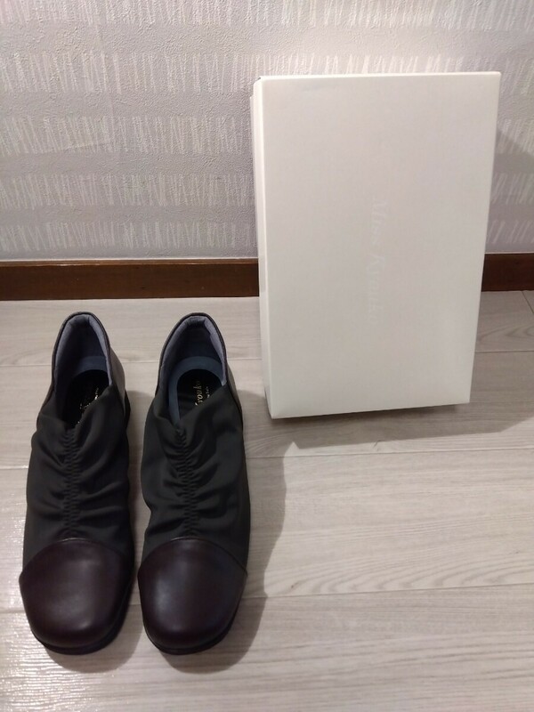 【F577】【未使用】 ミスキョウコ miss kyouko 日本製 24.5cm EEEE ブラウン系 軽量 撥水加工 レディース スリッポン 靴