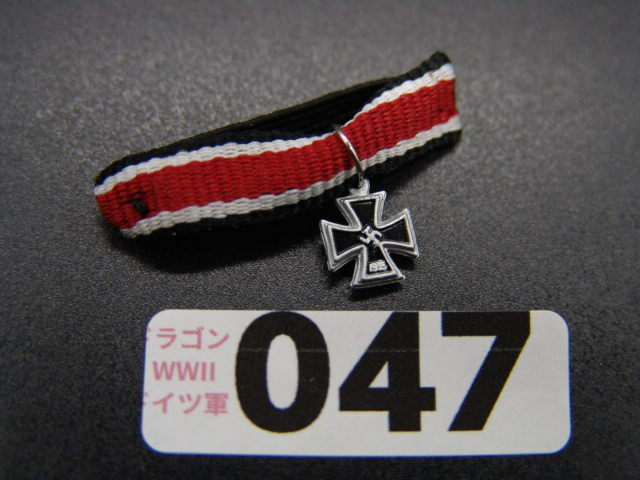 【 DR 047 】1/6ドールパーツ：DRAGON製 ドイツ軍 騎士鉄十字章（WWII)【 長期保管・ジャンク扱い品 】