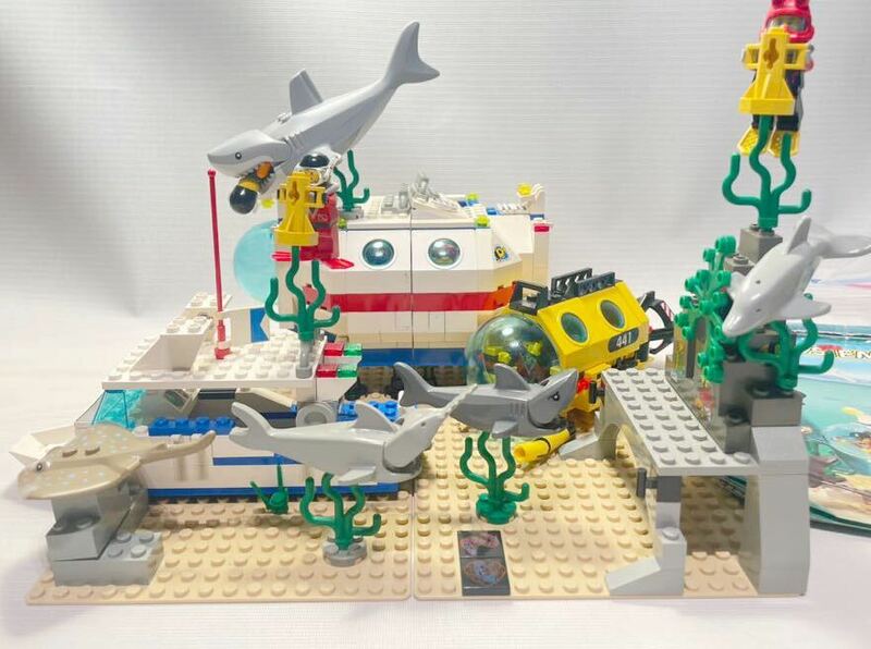 LEGOレゴ LEGO 6441サブマリンベース 海の生き物　イルカ　正規品 大きなサメ ホオジロザメ ジャンボフィグ 海底 探査 調査 ミニフィグ