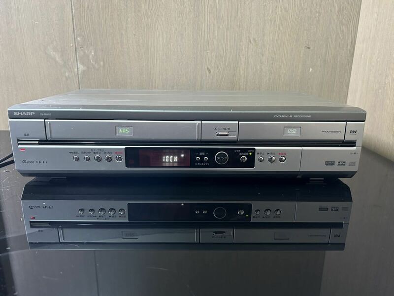 ★49 SHARP(シャープ)ビデオ一体型DVDレコーダー DV-RW65 通電確認済み