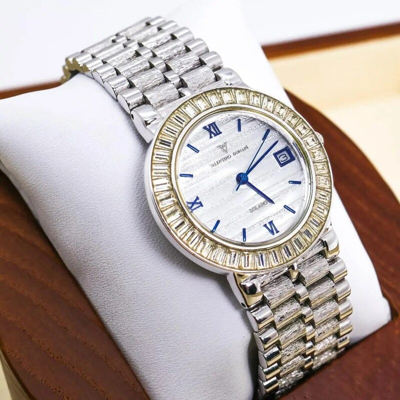 ◆稼働 バレンチノドマーニ 腕時計 裏スケ デイト 新品電池 x