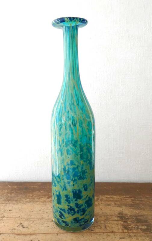 5370◎ヴィンテージ　吹きガラス　細長い花瓶　グリーン系　イムディーナガラス　マルタ島　　サイン入り　マルチニック　気泡　1980年代　