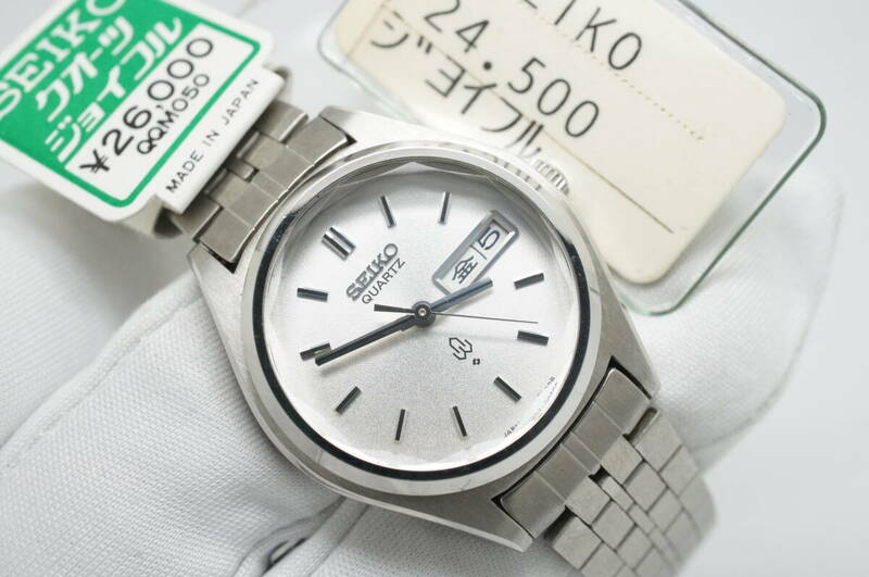 D37●作動良好 未使用デッドストック SEIKO セイコー ジョイフル 7903-0050 1977年製 カットガラス デイデイト レディース腕時計 クォーツ