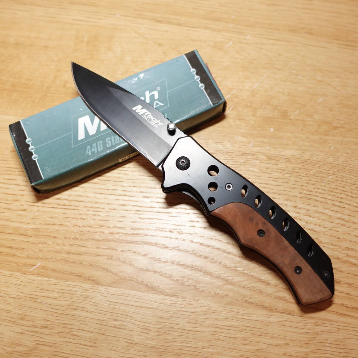 Mtech USA フォールディングナイフ 未使用 ブラックコーティング 折りたたみナイフ エムテック 440 ステンレス 箱付き MT-362