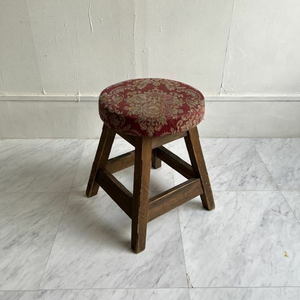 ヴィンテージ レトロ 古い椅子 丸椅子 古い木製椅子 布張り丸座面 ② 木製スツール