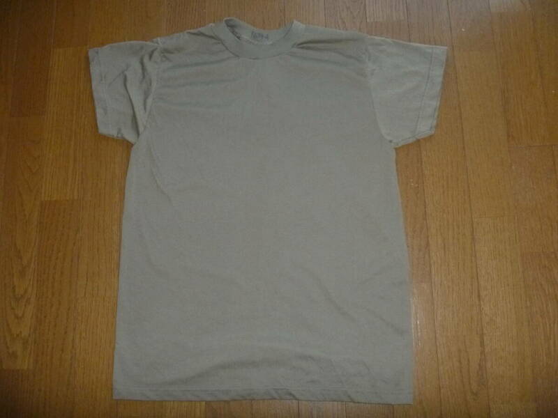 MILITARY UNDER SHIRTS SMALL 79