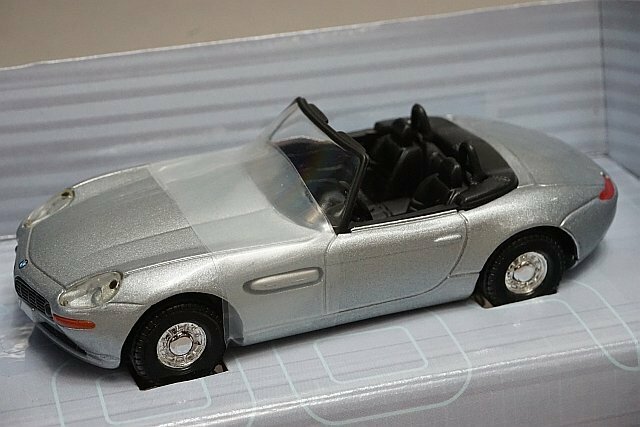 CORGI コーギー クラシック 1/36 BMW Z8 シルバー ジェームズボンド 007 アルティメットコレクション TY05002