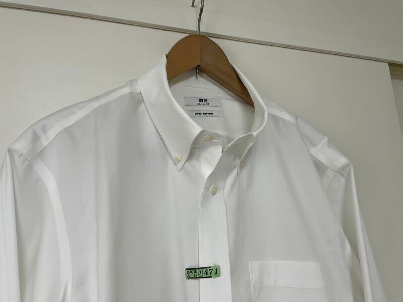 【極美品】ユニクロ スーパーノンアイロンシャツ2枚セット ボタンダウン ホワイト(白) XXL ドレスシャツ スーツ用