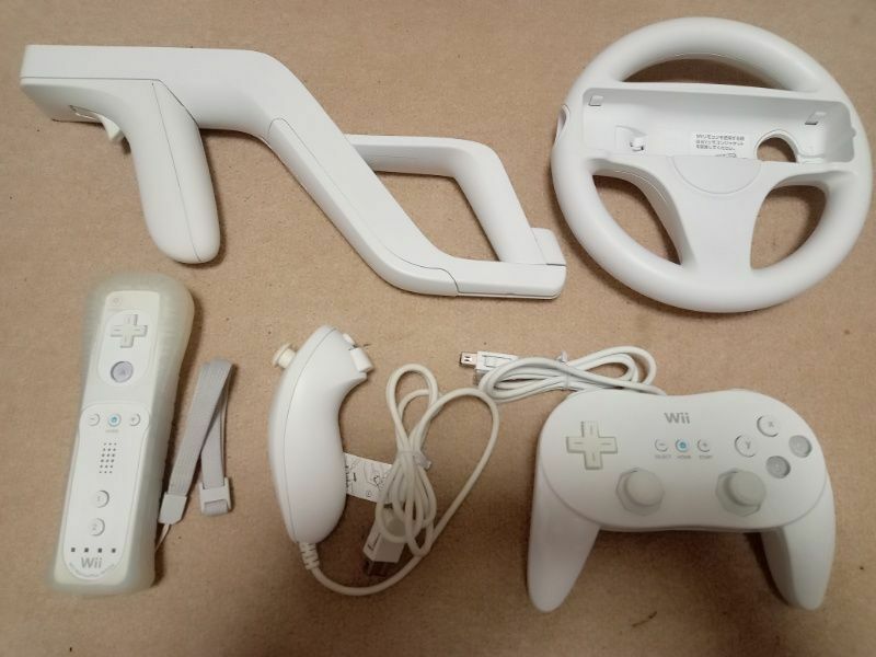 Wii コントローラ各種 リモコン ヌンチャク クラシックコントローラPro ハンドル　ザッパー　中古