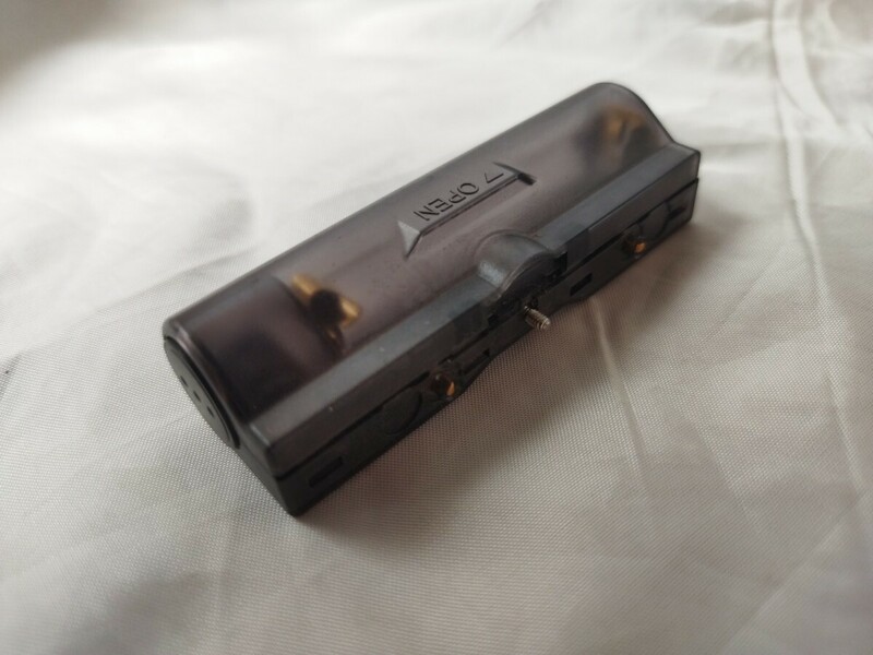 SHARP シャープ ポータブルMDプレーヤー用 乾電池ケース 通電確認済み