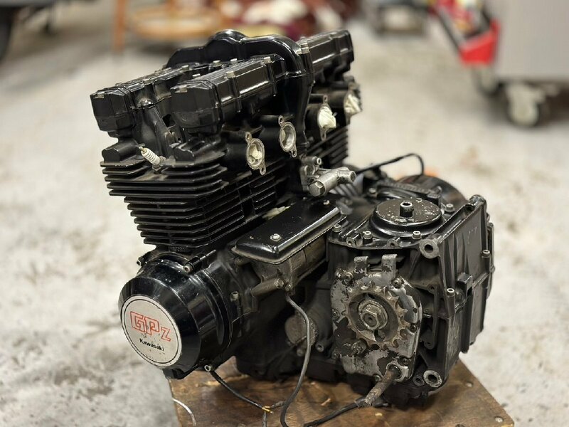 ●超希少! 美品! Kawasaki カワサキ GPZ750 ZX750A エンジン ミッション クラッチ エンジンAssy 札幌発