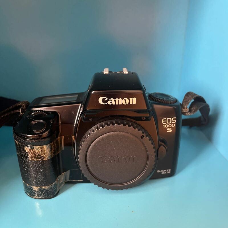 Canon 一眼レフカメラ EOS1000S フィルムカメラボディのみ