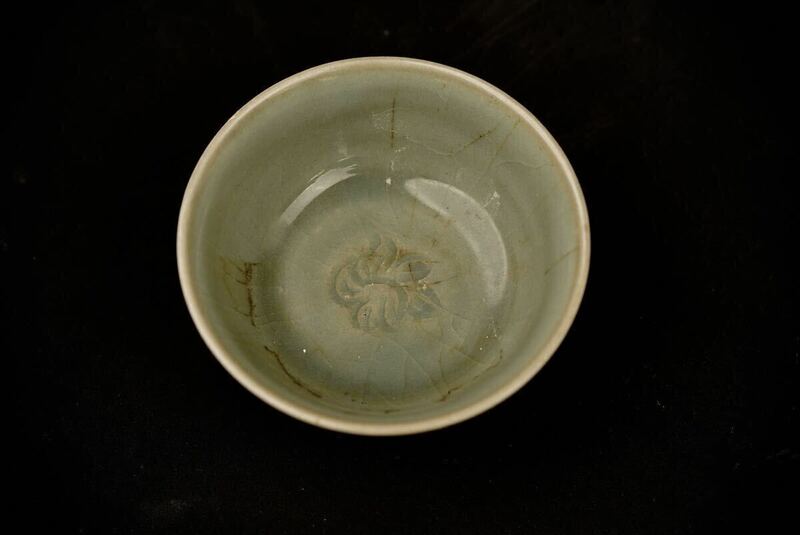 【萬古】中国古美術 宋代 龍泉窯 梅子青釉 青磁 茶碗 茶道具 古玩 骨董 唐物
